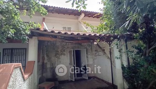 Villetta a schiera in residenziale in Via Giuffrida