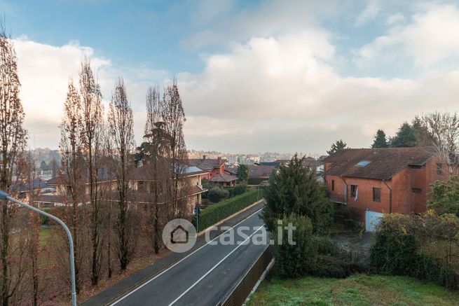 Appartamento in residenziale in Via Roaschia