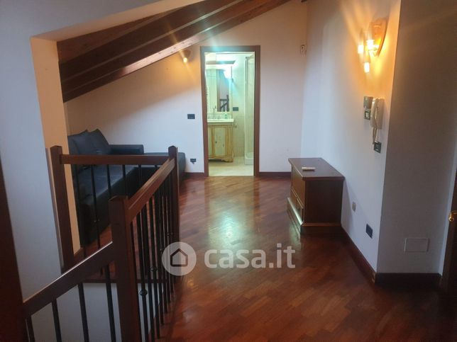 Appartamento in residenziale in Via Fulvia