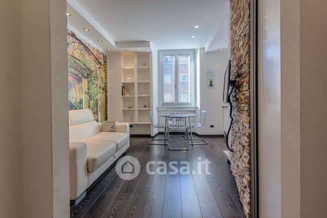 Appartamento in residenziale in Via Mauro Macchi 69