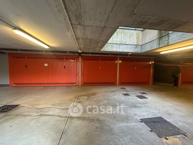 Box/posto auto in residenziale in Via Tagliamento 13