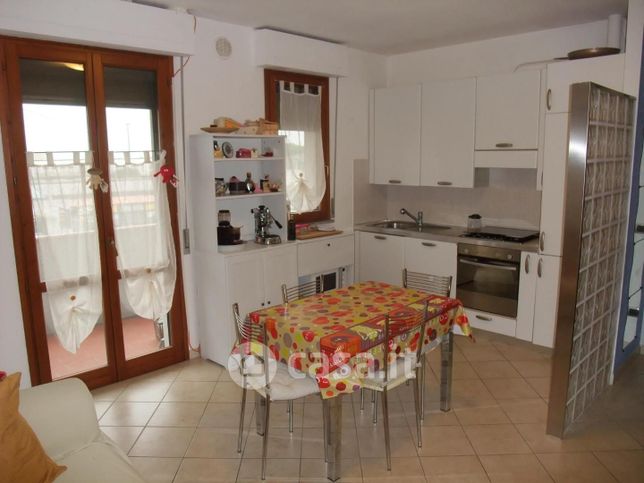 Appartamento in residenziale in Via Eugenio Montale 11