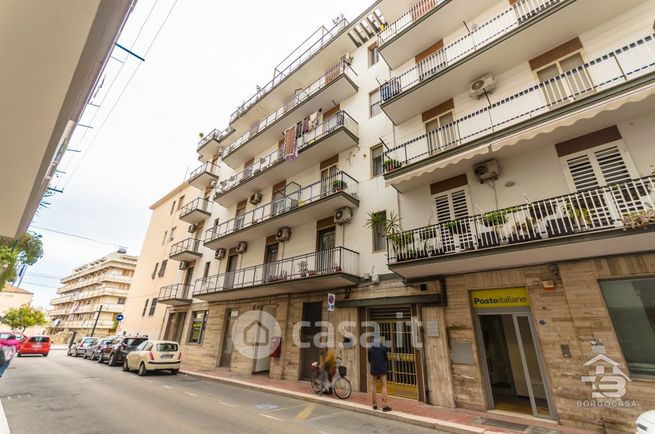 Appartamento in residenziale in Via Torre Santa Maria 9