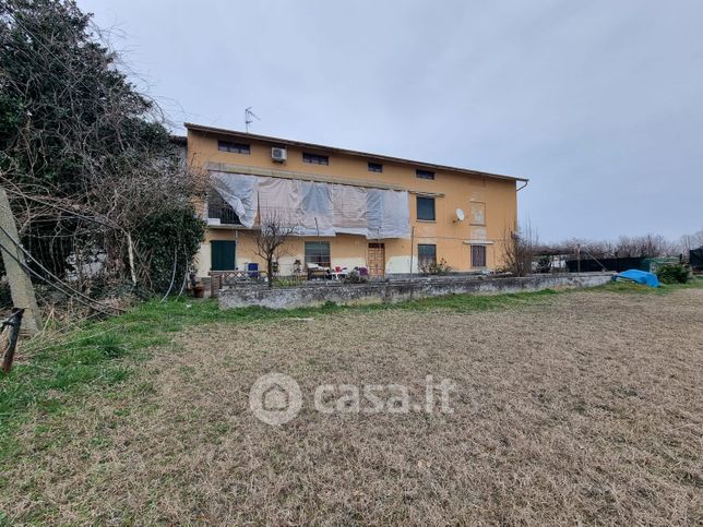 Casa indipendente in residenziale in Argine Malpensata 36