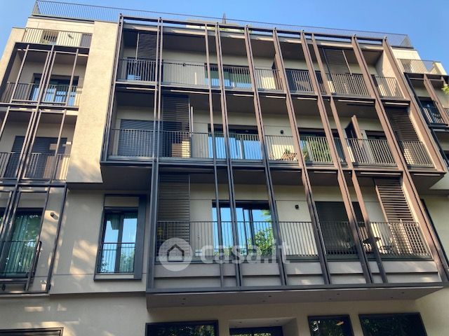 Villetta a schiera in residenziale in Viale Certosa 303