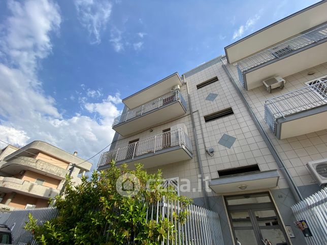 Appartamento in residenziale in Via Luigi Partipilo 44