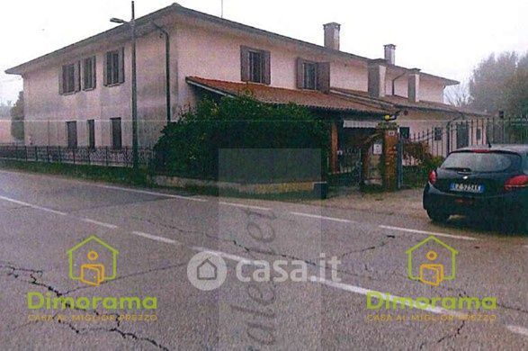 Appartamento in residenziale in Via 4 Novembre 143 B