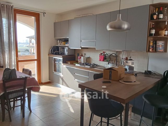 Appartamento in residenziale in Via Privata Piemonte 4