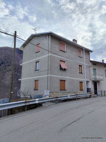 Appartamento in residenziale in Via Valeriana