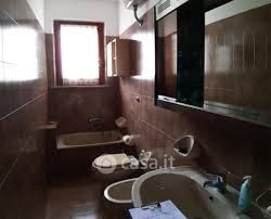 Appartamento in residenziale in Viale Gandhi 27