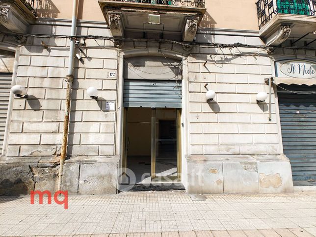Attivitã /licenza (con o senza mura) in commerciale in Via Cesare Battisti 172