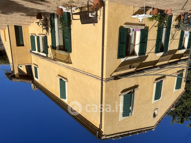 Villa in residenziale in Via Santa Caterina