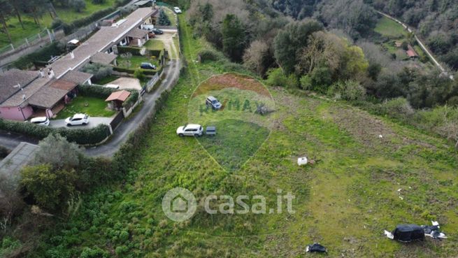 Terreno edificabile in residenziale in Via delle Spinareta 65