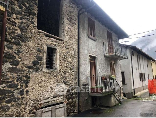 Appartamento in residenziale in Via Don Antonio Begnis 8