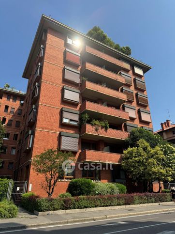 Appartamento in residenziale in Via Pietro Paleocapa 13