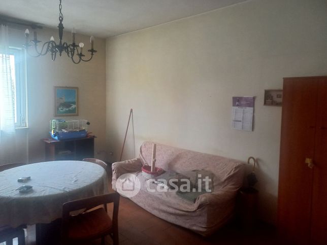 Appartamento in residenziale in Via Nazario Sauro 28