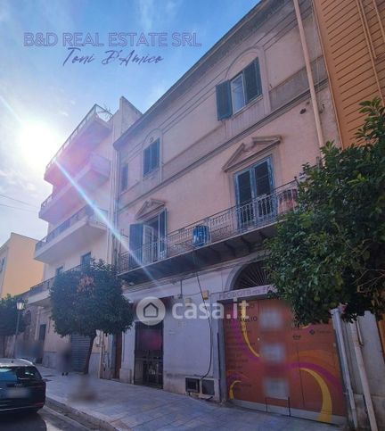 Appartamento in residenziale in Corso Butera 138