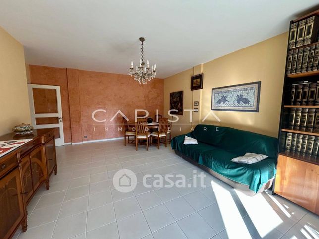 Appartamento in residenziale in Via Vincenzo Perez