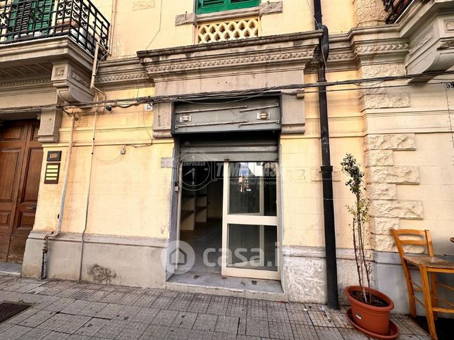Capannone in commerciale in Via dei Verdi 57
