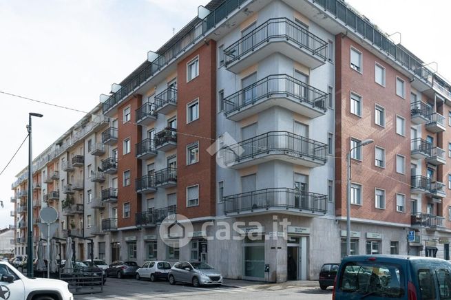 Appartamento in residenziale in Via Abate Pietro Chanoux 12