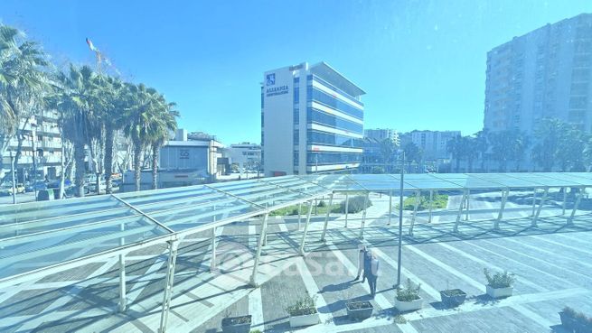 Ufficio in commerciale in Piazza Ettore Troilo 18