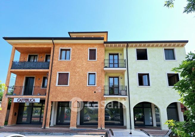 Attivitã /licenza (con o senza mura) in commerciale in Via Sant Antonio 50