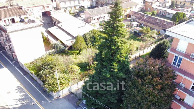 Terreno edificabile in residenziale in Via Roma