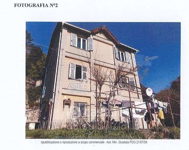 Appartamento in residenziale in Via Pino di Murta 9