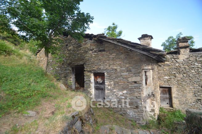 Baita/bungalow/chalet/trullo in residenziale in bourcet