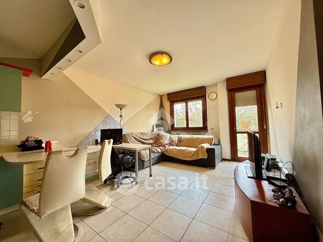 Appartamento in residenziale in Via Valle Gavarnia 2 /e