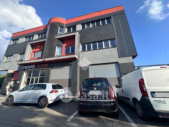 Ufficio in commerciale in Contrada Cutura