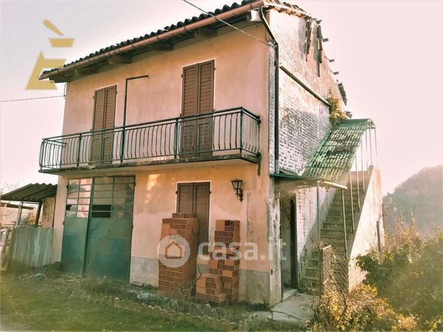 Casa indipendente in residenziale in Frazione Gorzano 114 -158