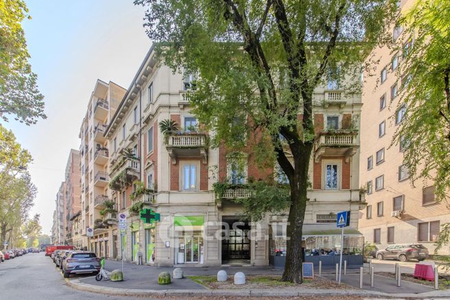 Loft in residenziale in Piazza Vesuvio 14