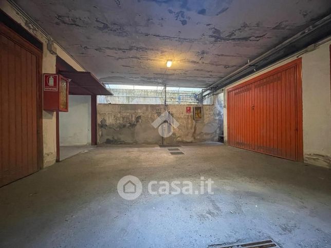 Box/posto auto in residenziale in Passeggiata Trento e Trieste 35