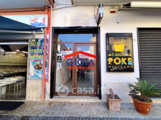 Attivitã /licenza (con o senza mura) in commerciale in Viale Regina Margherita 158