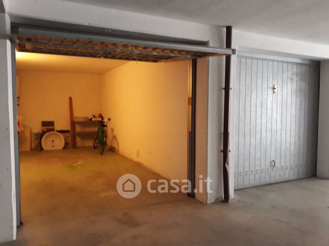 Box/posto auto in residenziale in Corso Camillo Benso Conte di Cavour