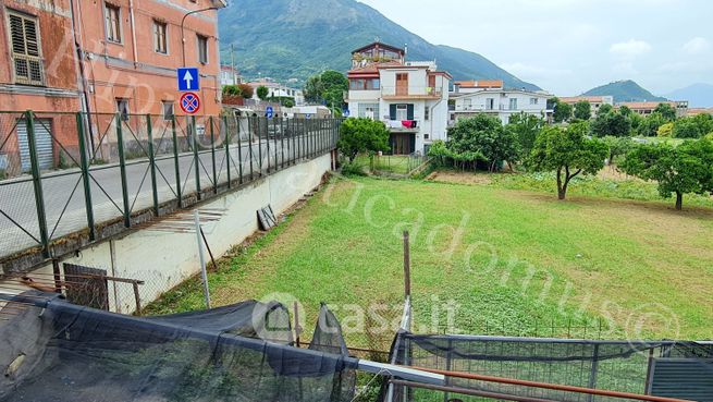 Terreno agricolo in commerciale in Via Ernesto di Marino