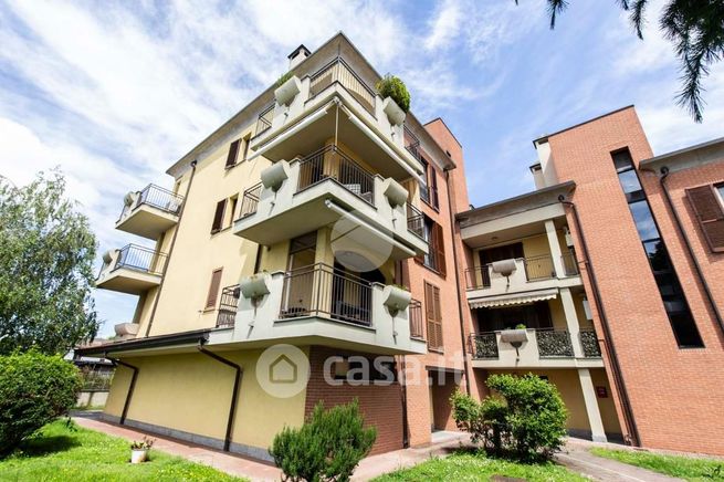 Appartamento in residenziale in Via Don Negri 2