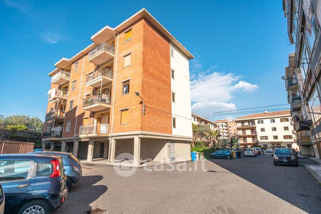 Appartamento in residenziale in Via Arnaldo Cantani 2