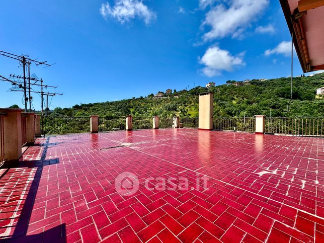 Appartamento in residenziale in Via Papa Innocenzo IV 7