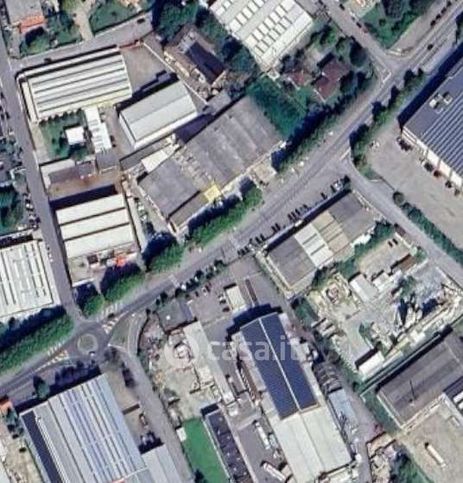 Box/posto auto in residenziale in Via Carlesca