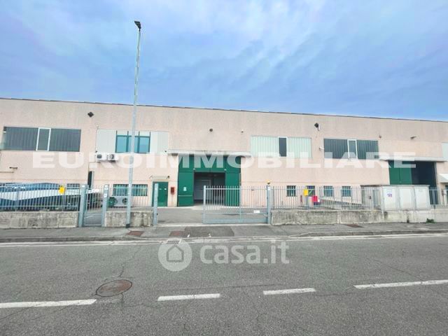 Capannone in commerciale in Via Nicolo Copernico 11 -8