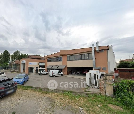 Box/posto auto in residenziale in Via Circonvallazione