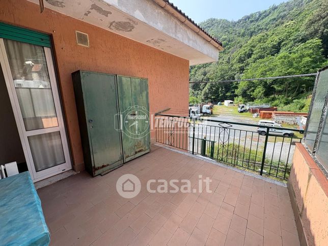 Appartamento in residenziale in Via Emilio Vecchia 19