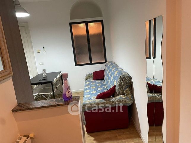 Appartamento in residenziale in Via Moncenisio 14