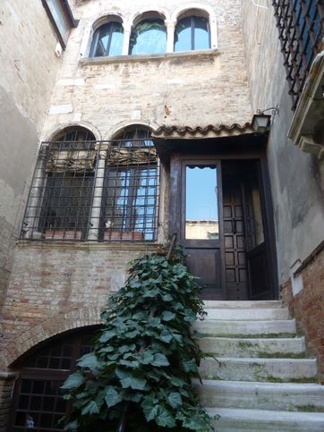 Appartamento in residenziale in Calle dei Cerchieri