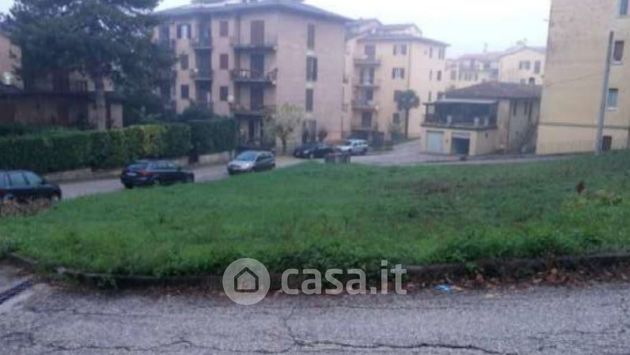 Terreno edificabile in residenziale in Viale Martiri della Resistenza