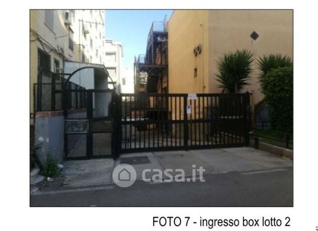 Box/posto auto in residenziale in Via Leonardo da Vinci