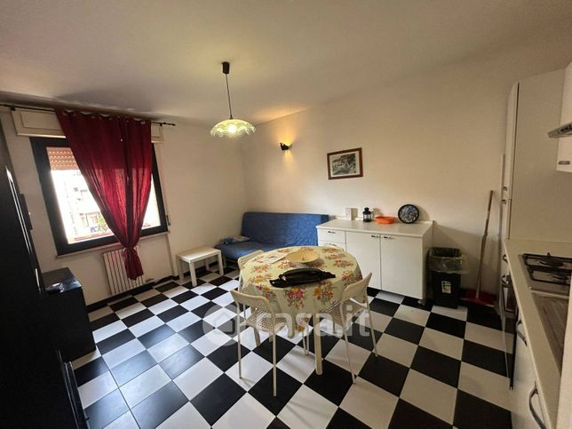 Appartamento in residenziale in Via Italo Simon 1