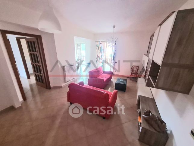 Appartamento in residenziale in Via Calcedonio Giordano 28